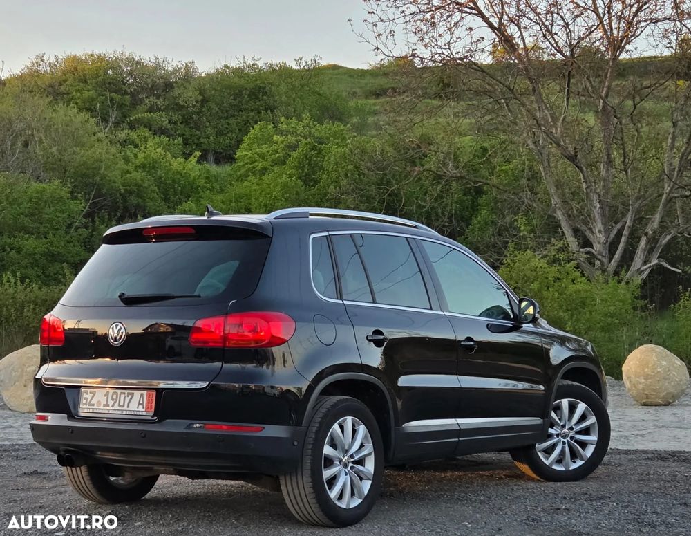 Volkswagen Tiguan 2.0 TDI DPF 4Motion BlueMotion Technology DSG Exclusive - 17