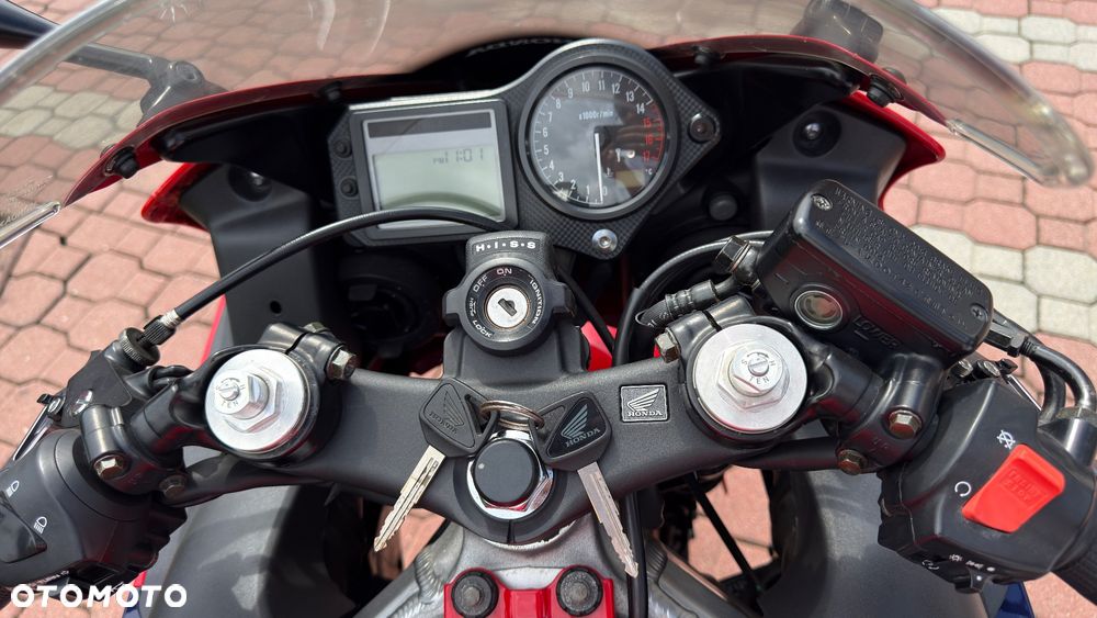 Honda CBR - 6