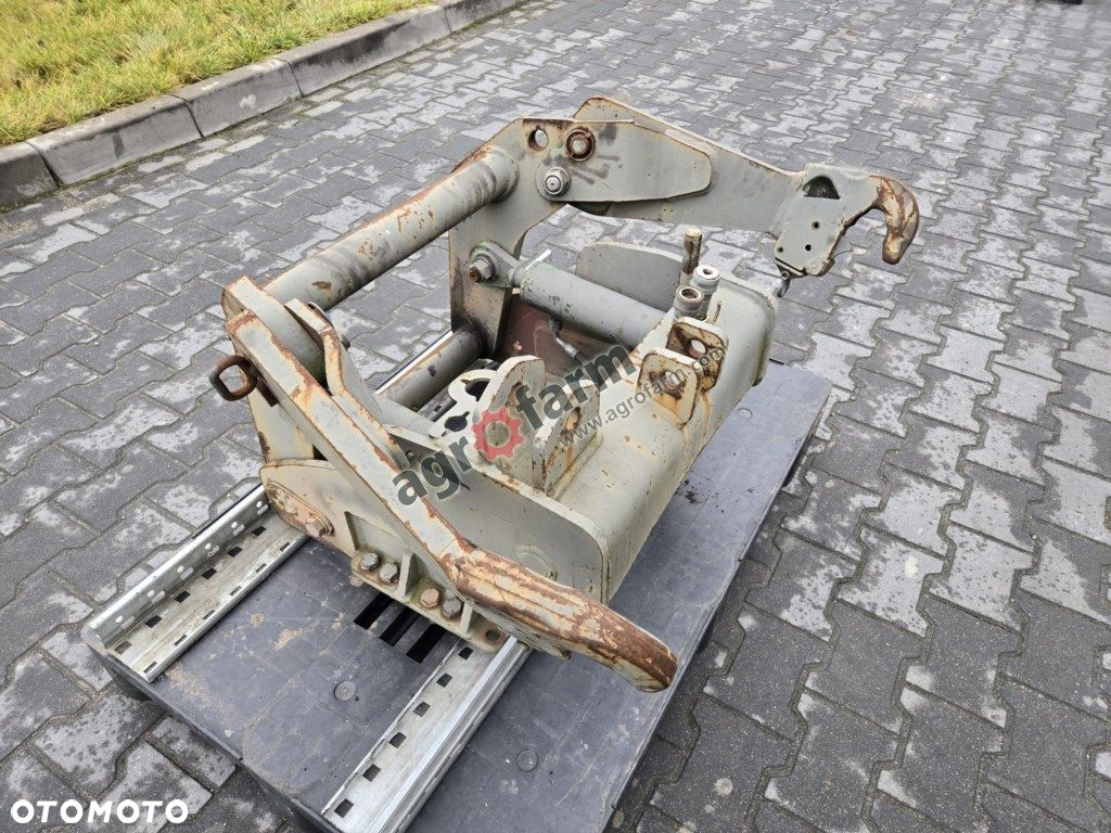 TUZ, przedni podnośnik, Claas Arion 620 Laforge - 2