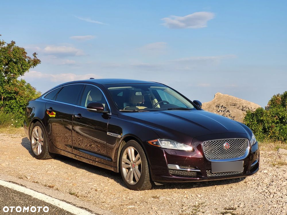 Jaguar XJ 3.0 T LWB Portfolio - 6