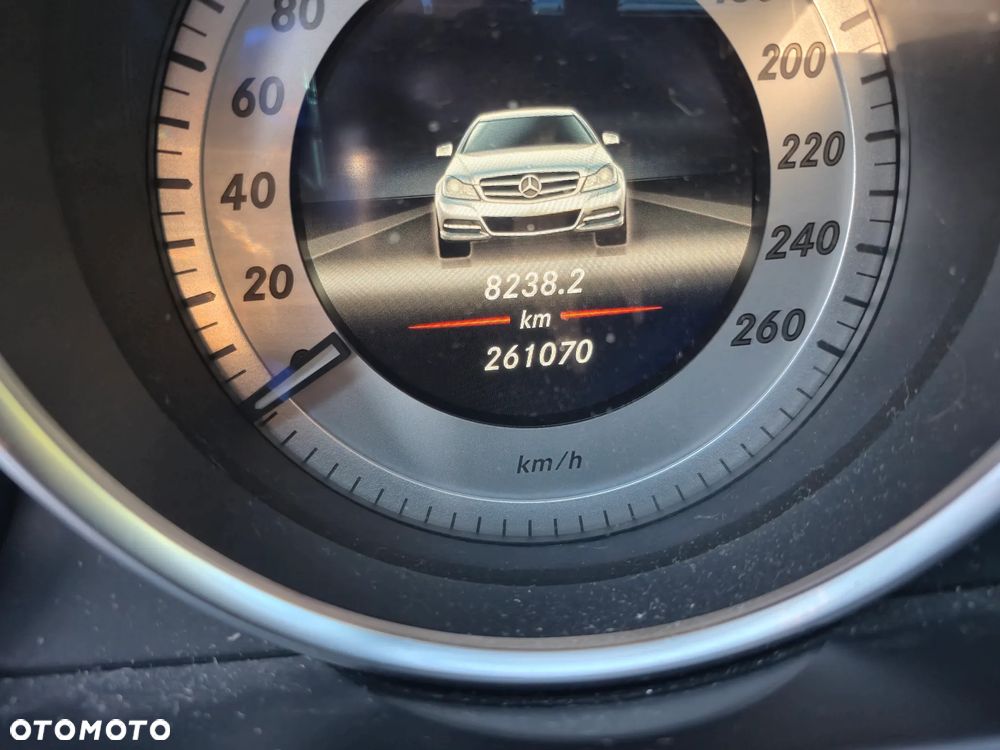 Mercedes-Benz Klasa C 220 CDI 7G-TRONIC Edition - 7