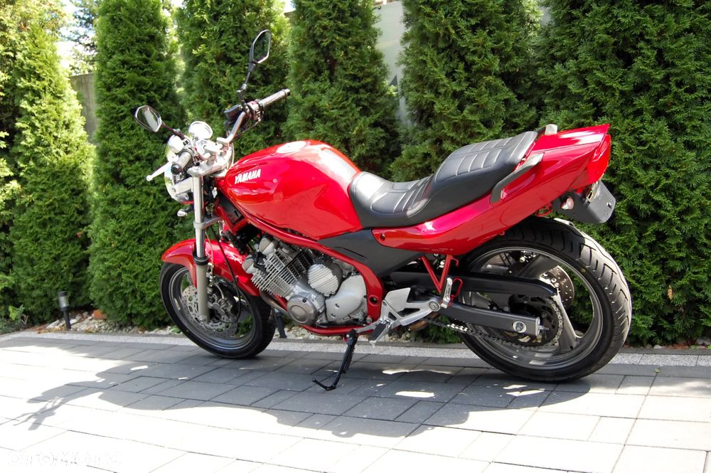Yamaha XJ - 6