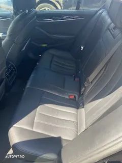 BMW Seria 5 520d AT - 11