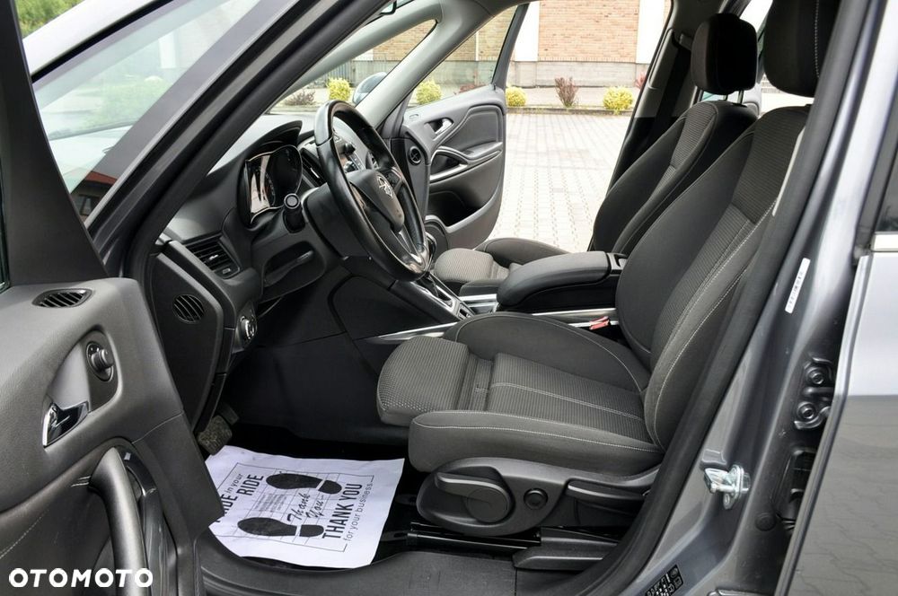 Opel Zafira - 22