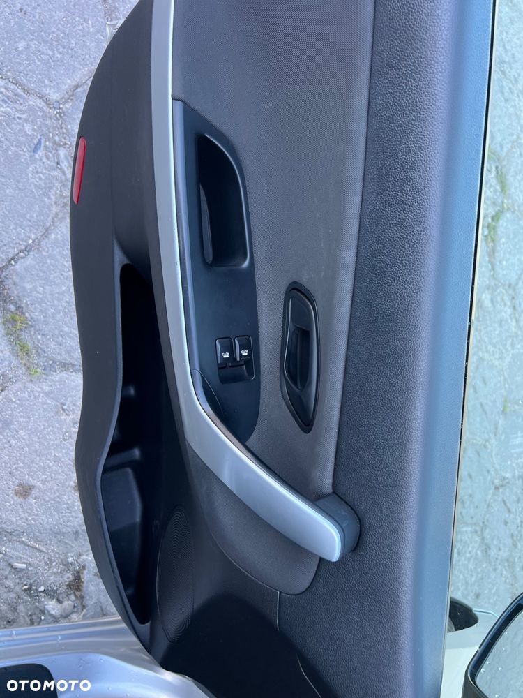 Kia Ceed 1.6 CRDi L - 10