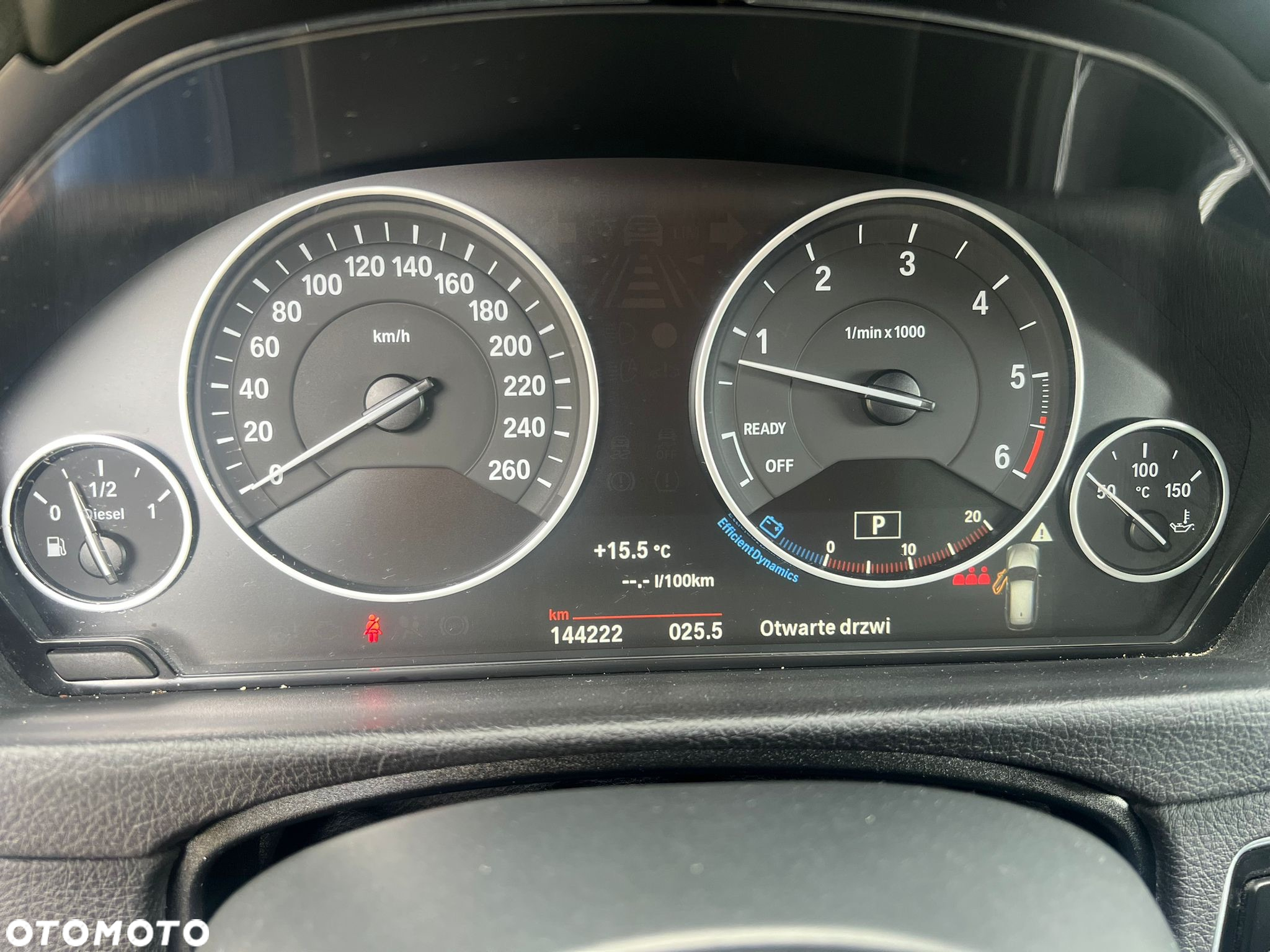 BMW Seria 3 318d Touring - 16