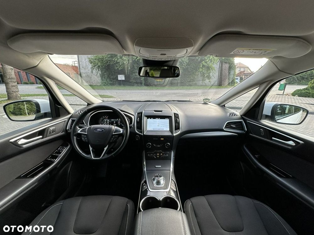 Ford S-Max - 7