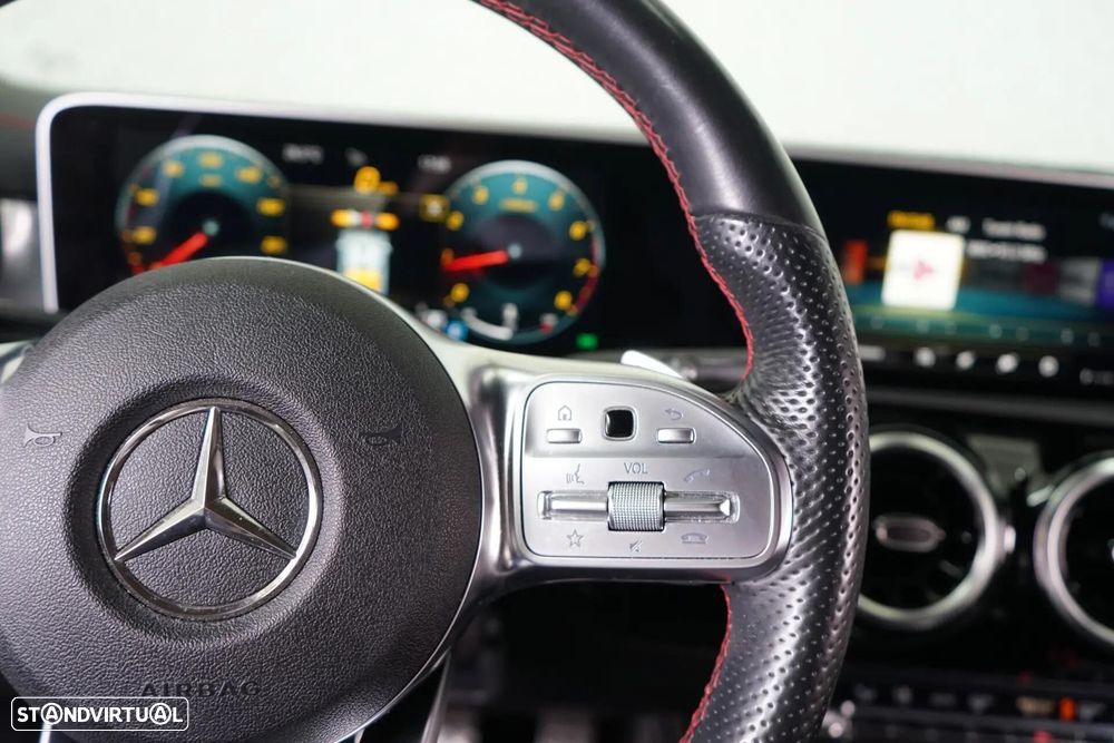 Mercedes-Benz CLA 180 7G-DCT AMG Line - 23