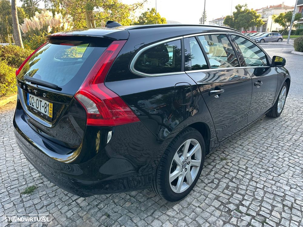Volvo V60 1.6 D2 Momentum Eco Powershift - 11