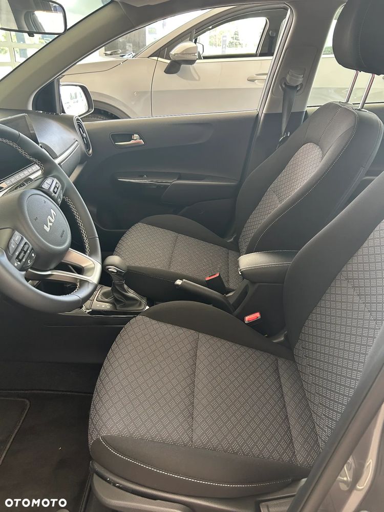 Kia Picanto 1.2 L AMT - 7