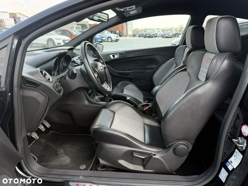 Ford Fiesta - 11