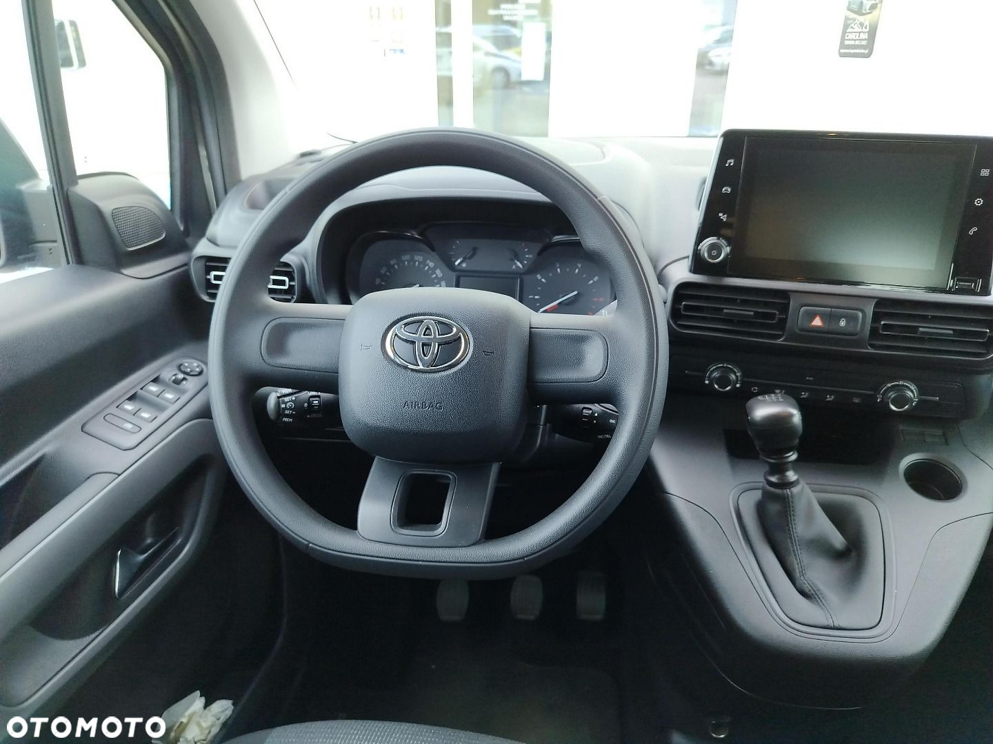 Toyota Proace City Verso 1.2 D-4T Business - 11