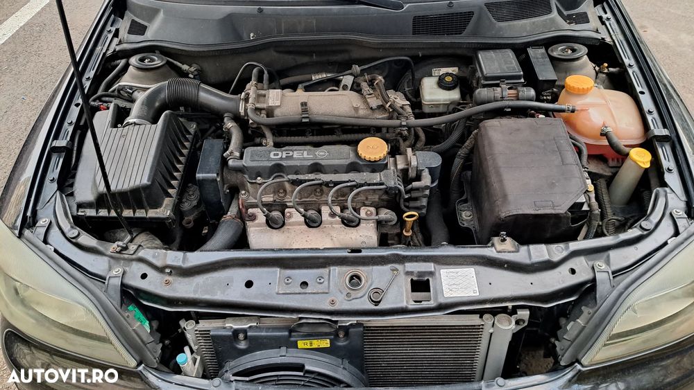 Opel Astra 1.6 - 14