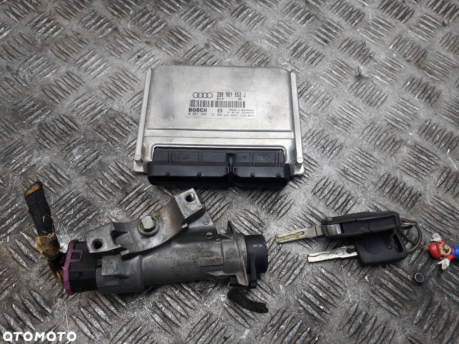 ZESTAW STEROWNIK + STACYJKA AUDI A6 C5 2.4 3B0907552J 4B0905851C - 1