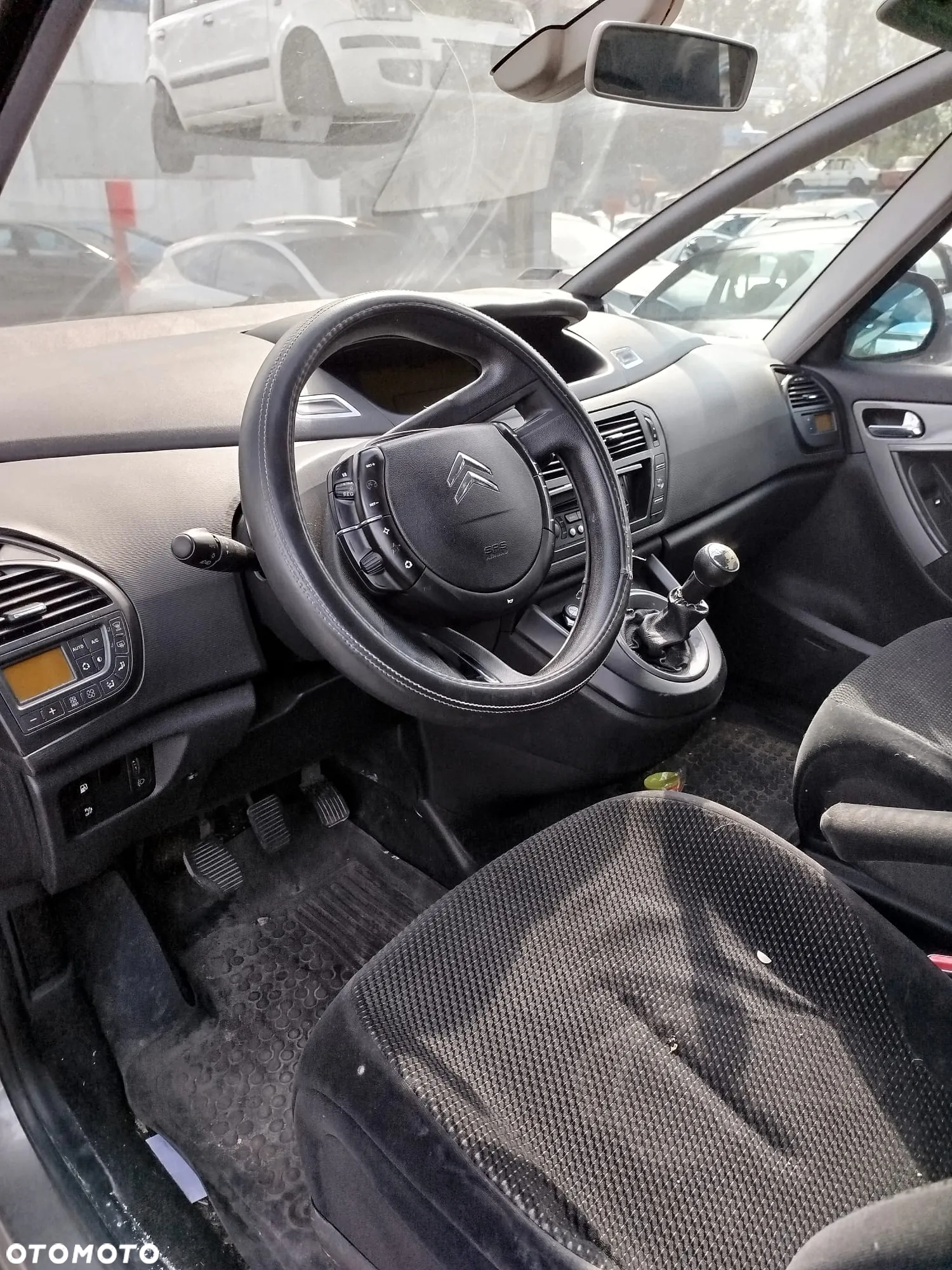 Citroen C4 Picasso na części . - 9