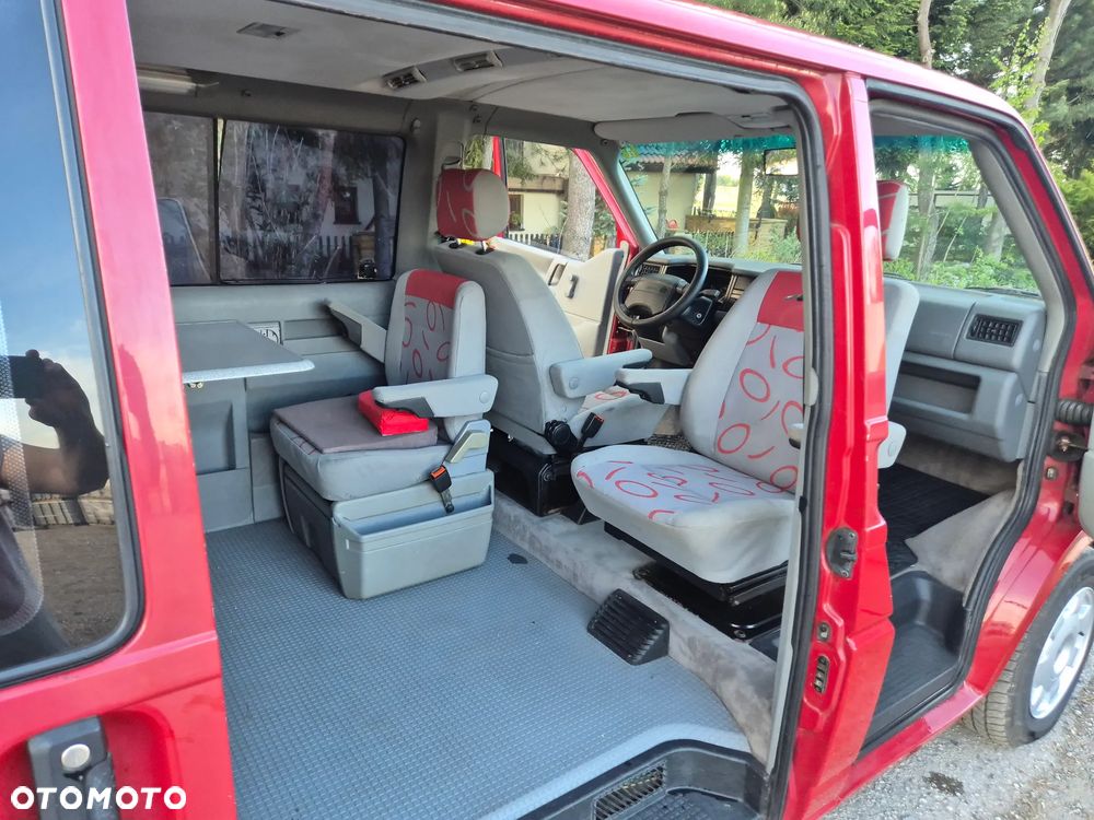 Volkswagen Multivan Standard - 35