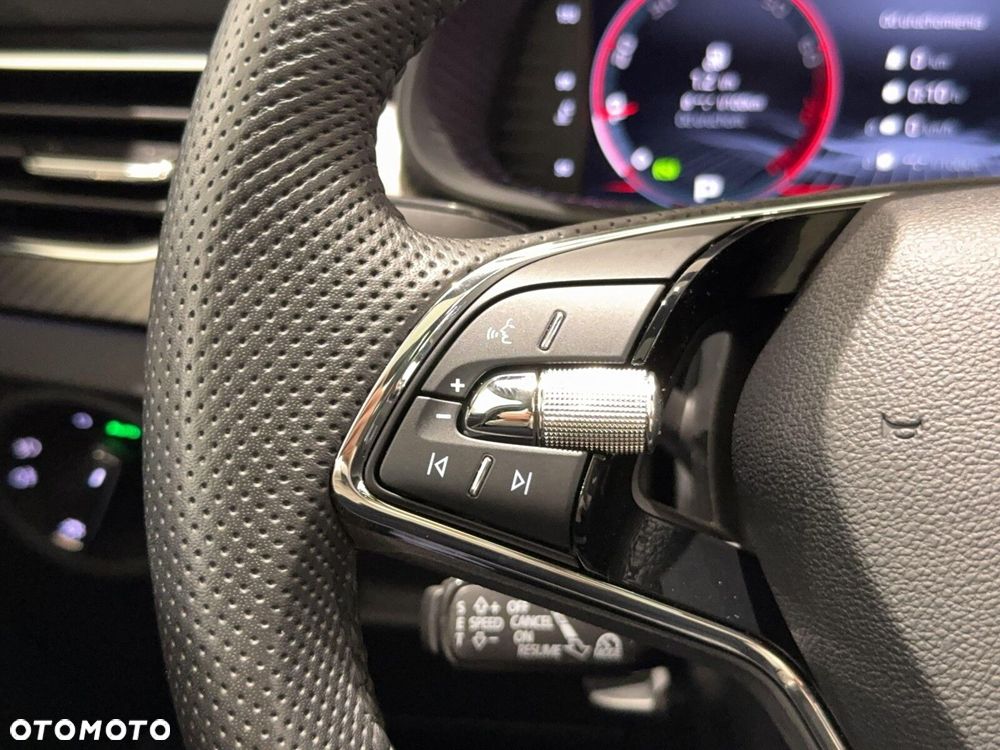 Skoda Scala 1.5 TSI Monte Carlo DSG - 24