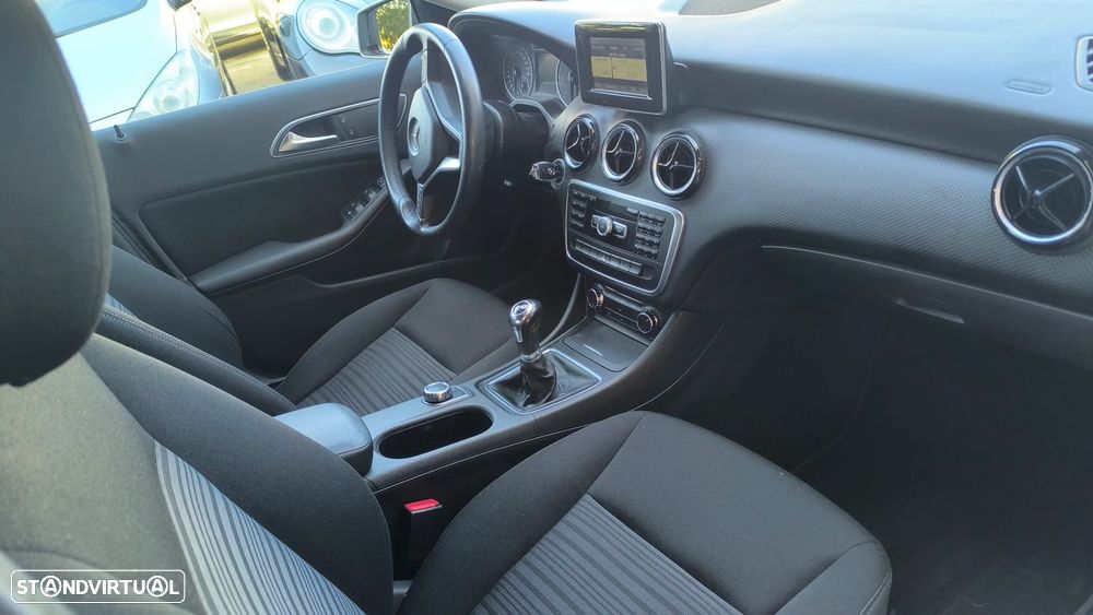 Mercedes-Benz A 180 CDI BlueEFFICIENCY - 8
