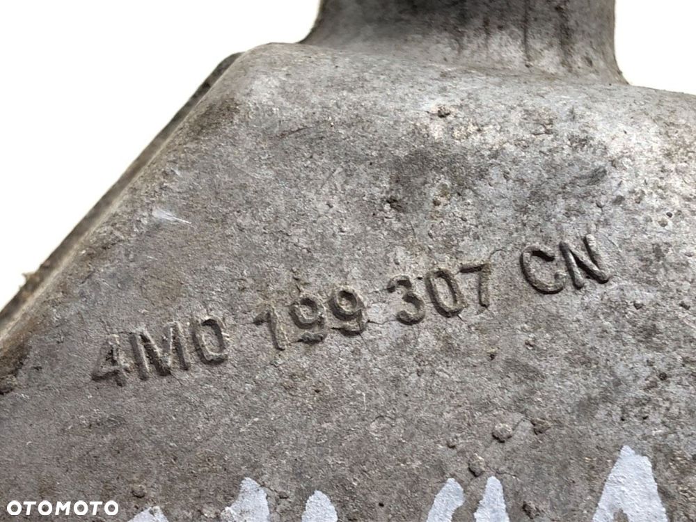 ŁAPA SILNIKA  AUDI Q5 (FYB, FYG) 2016 - 2022 40 TDI Mild Hybrid quattro 150 kW [204 KM] Hybryda - 3