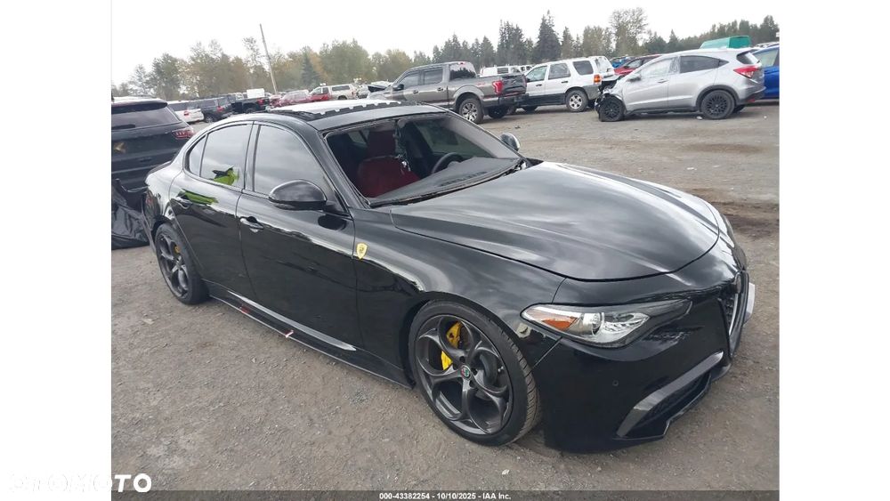 Alfa Romeo Giulia - 1