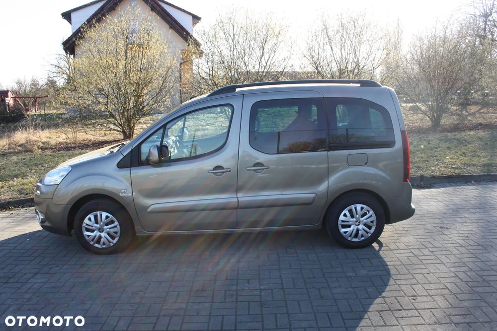 Peugeot Partner HDi FAP 115 Family - 9