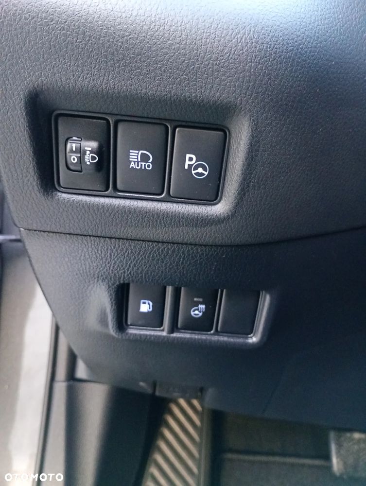 Toyota C-HR Hybrid Team Deutschland - 15