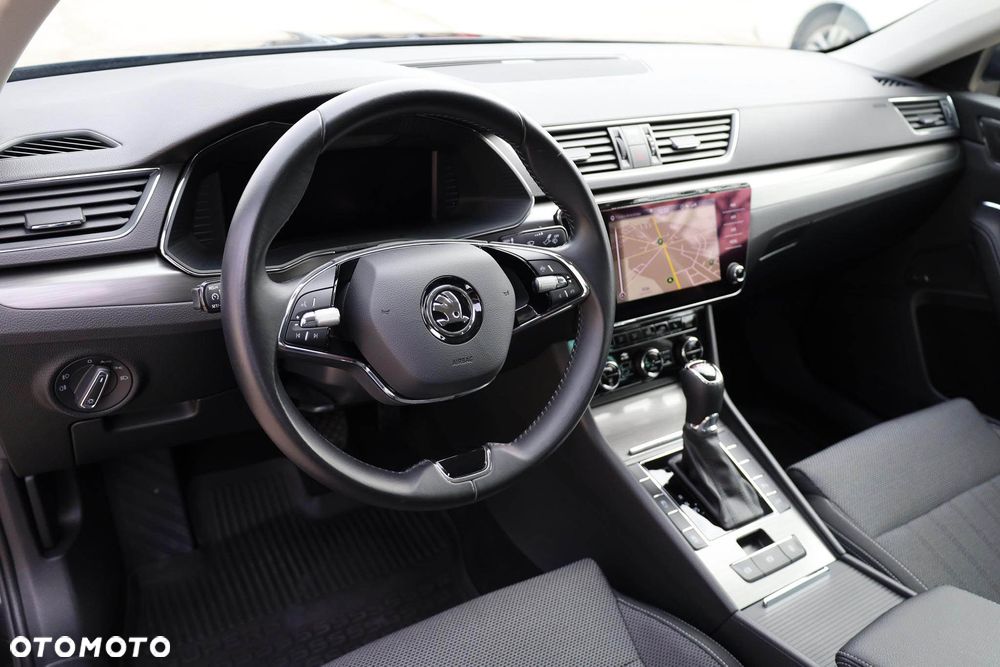 Skoda Superb 2.0 TSI Style DSG - 13