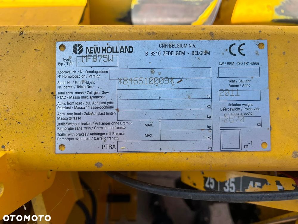 New Holland MF875W - 2
