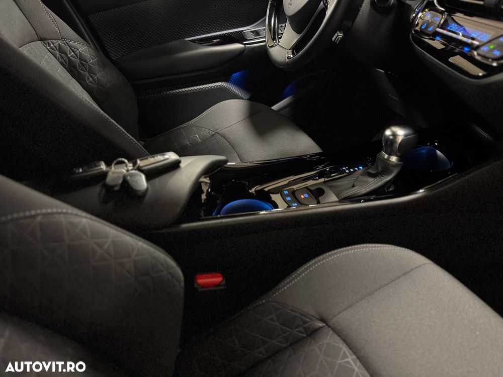 Toyota C-HR 1.2 Turbo Multidrive Style Selection - 16