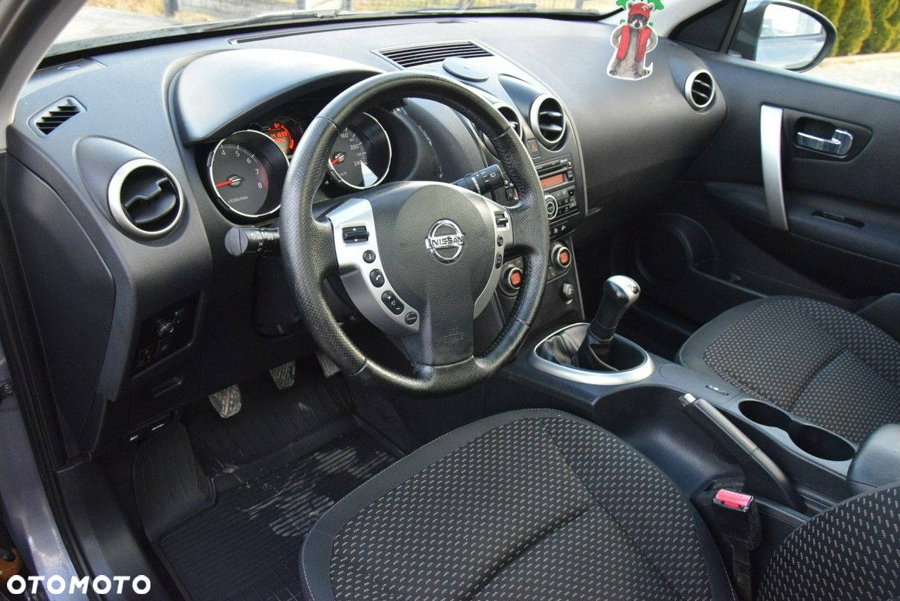 Nissan Qashqai - 23