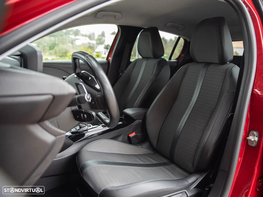 Peugeot 208 PureTech 100 EAT8 Allure Pack - 10