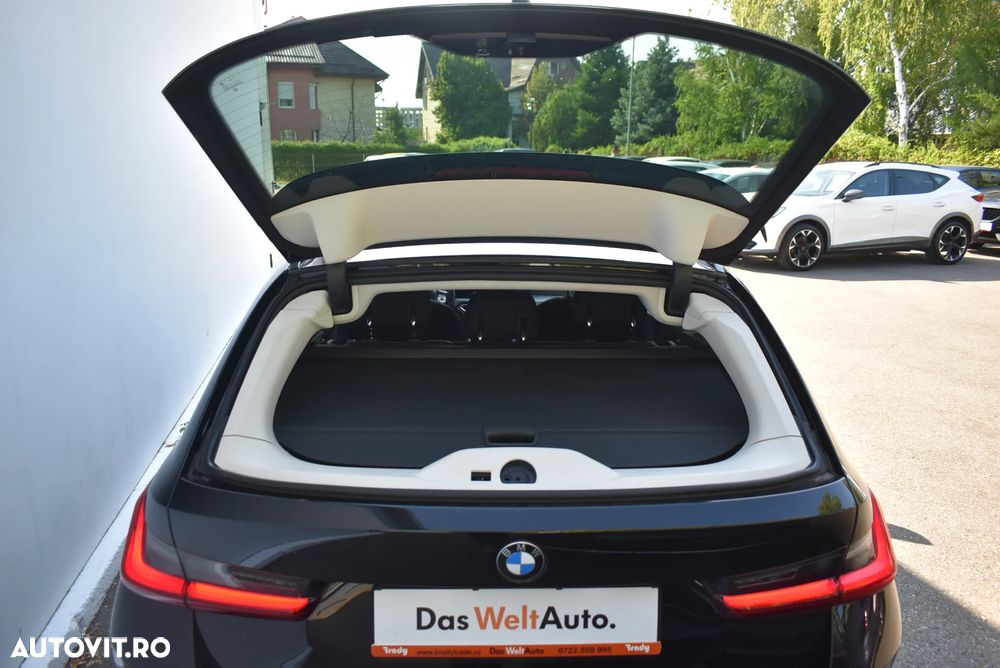 BMW Seria 3 320d Touring Aut. - 26