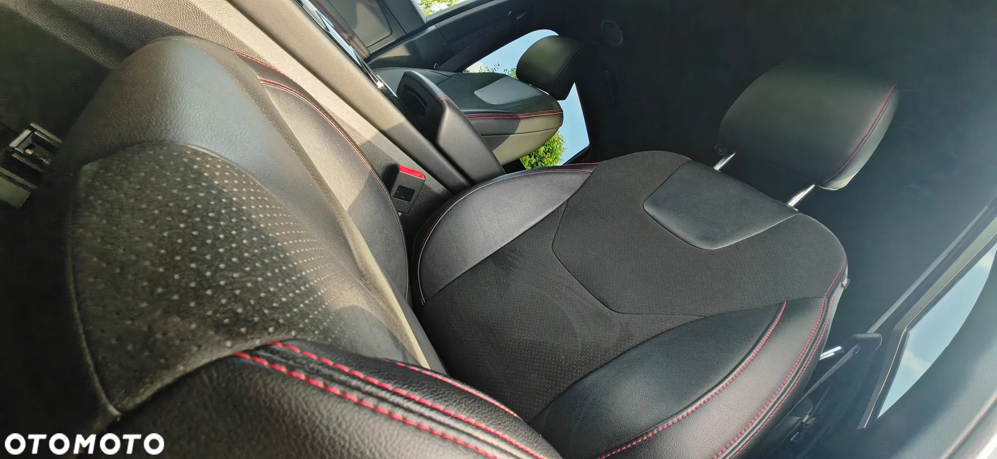 Ford S-Max 2.0 EcoBlue ST-LINE - 14