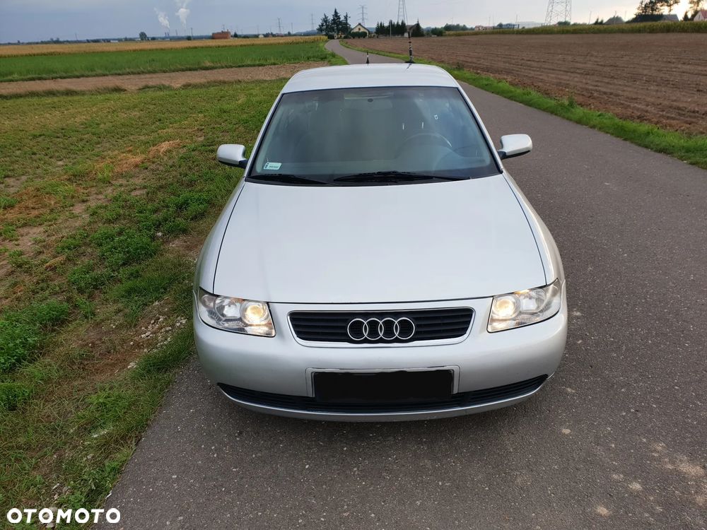 Audi A3 1.9 TDI Attraction - 1