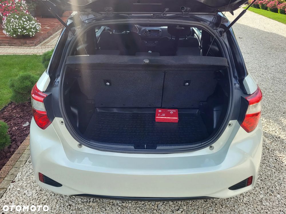 Toyota Yaris 1.5 Selection - 17