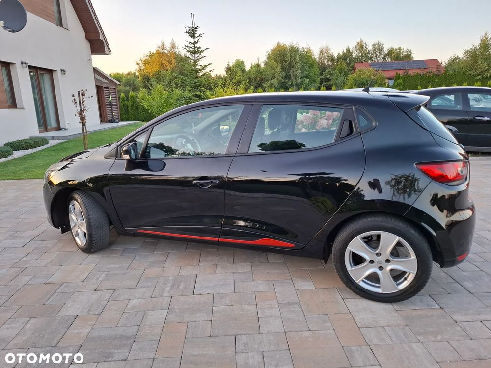 Renault Clio TCe 90 Dynamique - 11