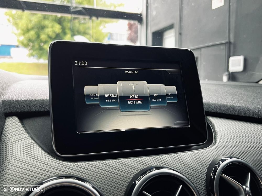 Mercedes-Benz B 180 d Style - 24