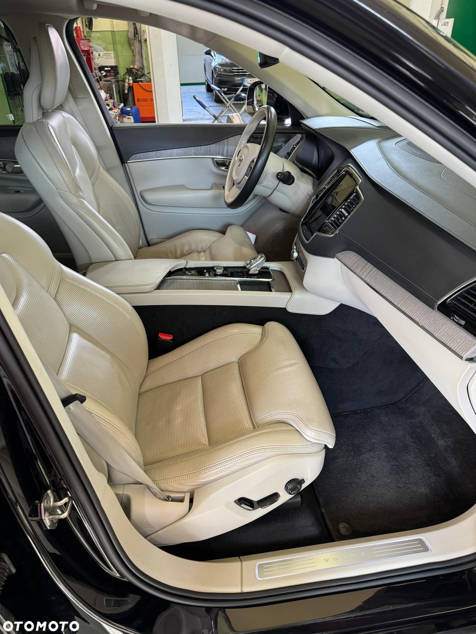 Volvo XC 90 B5 D AWD Geartronic Inscription - 13