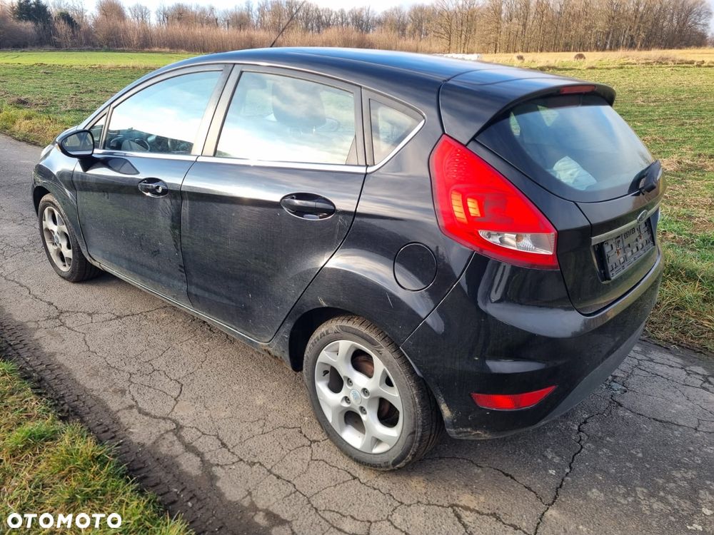 Ford Fiesta 1.25 Ambiente EU5 - 3