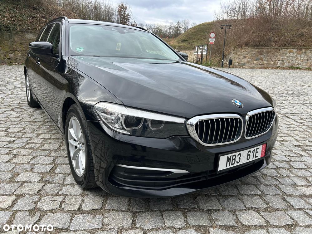 BMW Seria 5 530d xDrive Sport Line - 1