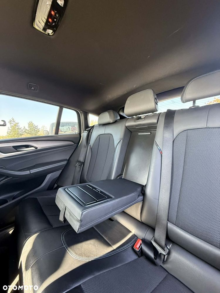 BMW X4 xDrive20d - 17