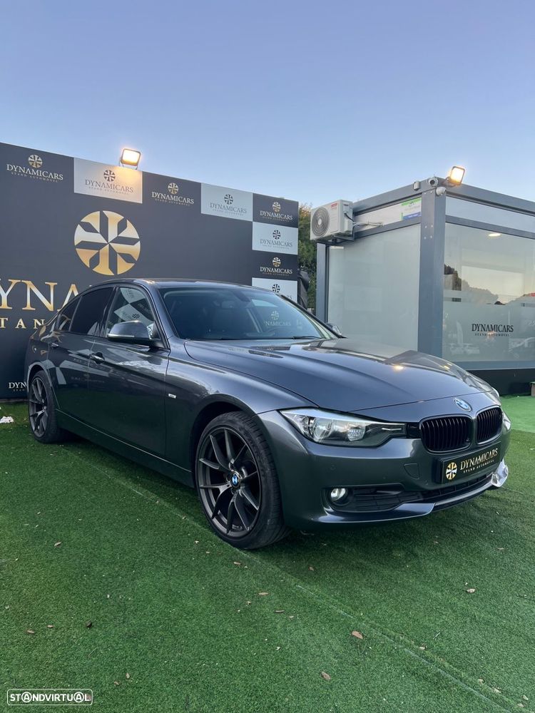 BMW 316 i Touring Line Modern - 1