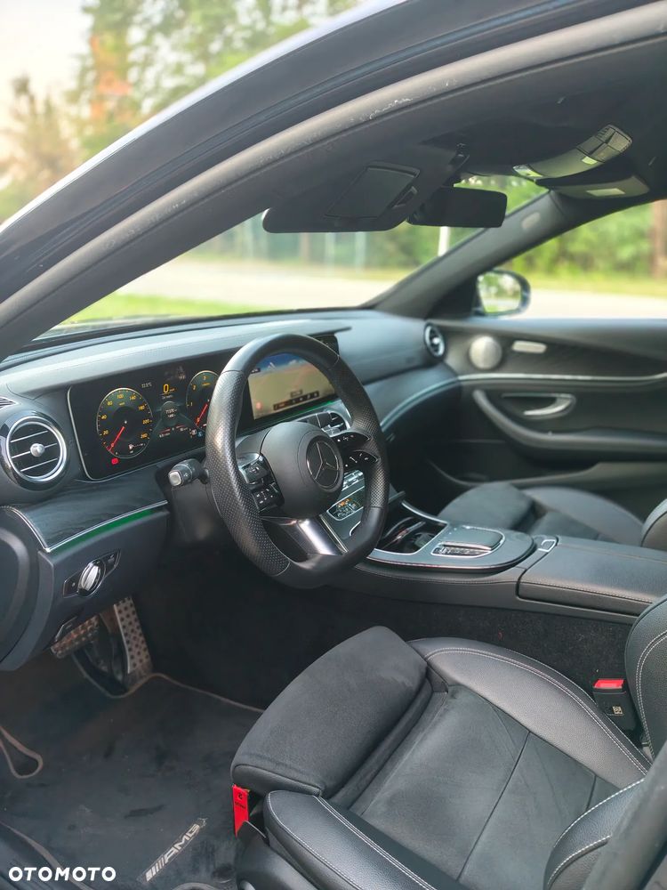 Mercedes-Benz Klasa E 220 d 4-Matic AMG/Avantgarde - 21