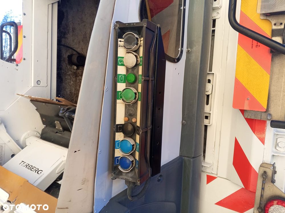 Renault Renault Śmieciarka Renault D WIDE / Euro 6 / SEMAT - 14