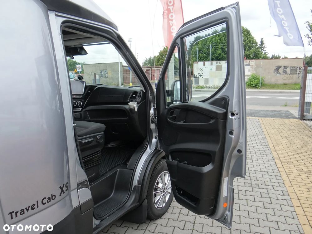 Iveco DAILY 35S-210-HiMATIC,AiR PRO,LEDY,NAVI, WEBASTO,SYPIALNIA LAMAX - 25
