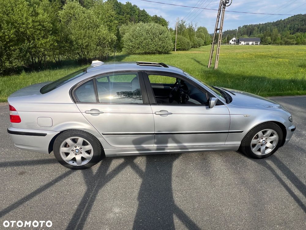 BMW Seria 3 318i - 6