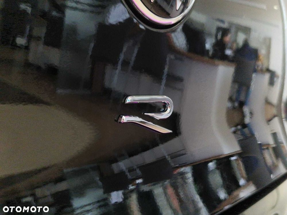 Volkswagen Golf 2.0 TSI 4Motion R DSG - 32