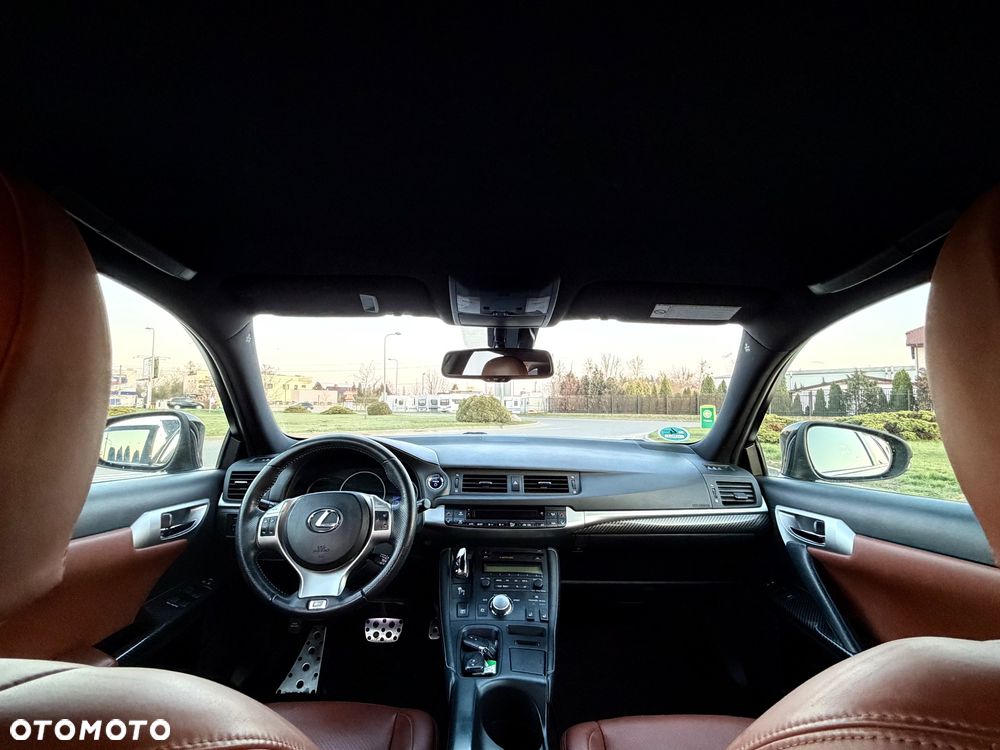 Lexus CT 200h F Sport - 24