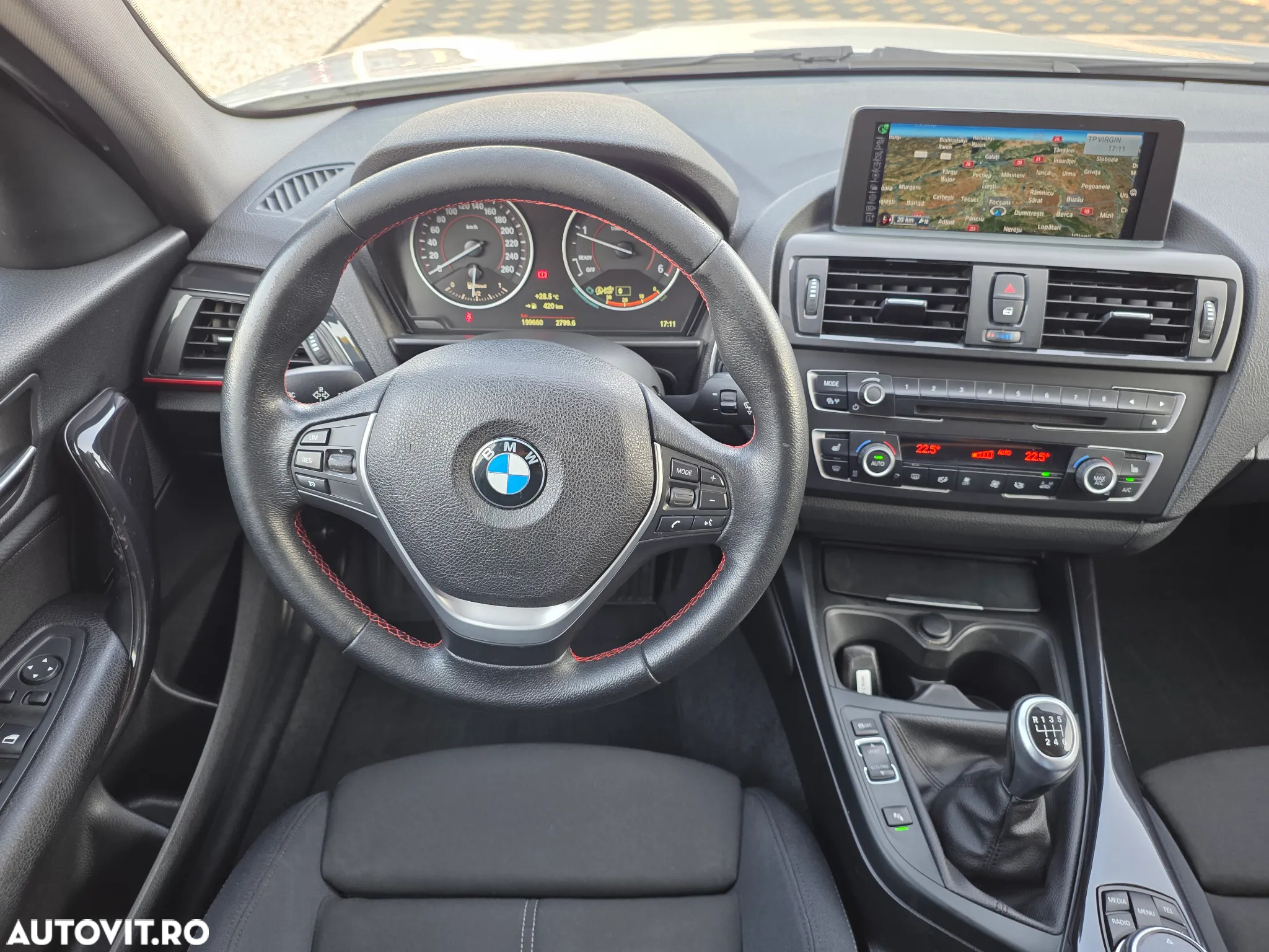 BMW Seria 1 118d Sport Line - 10
