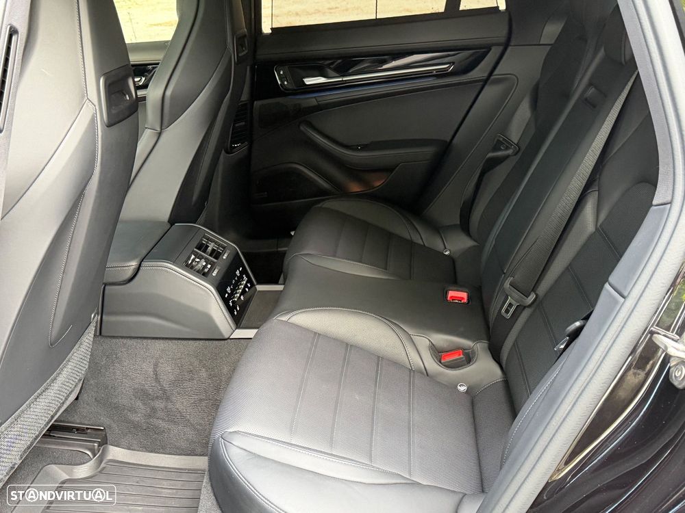 Porsche Panamera 4S E-Hybrid - 8